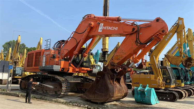 HITACHI - японское качество в спецтехнике