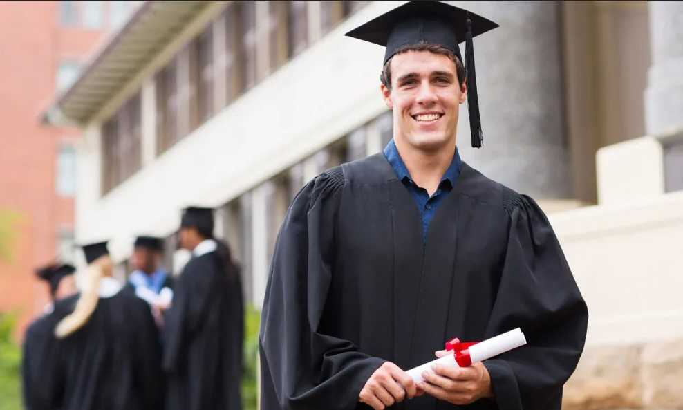 Лучшие мантии Алматы — обзор фасонов Лучшие мантии алматы - обзор фасонов