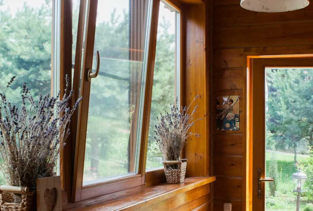 Почему окна пластиковые лучше деревянных Почему окна пластиковые лучше деревянных